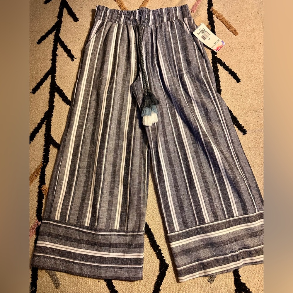 Elegant Striped Women's Capris. SOLD